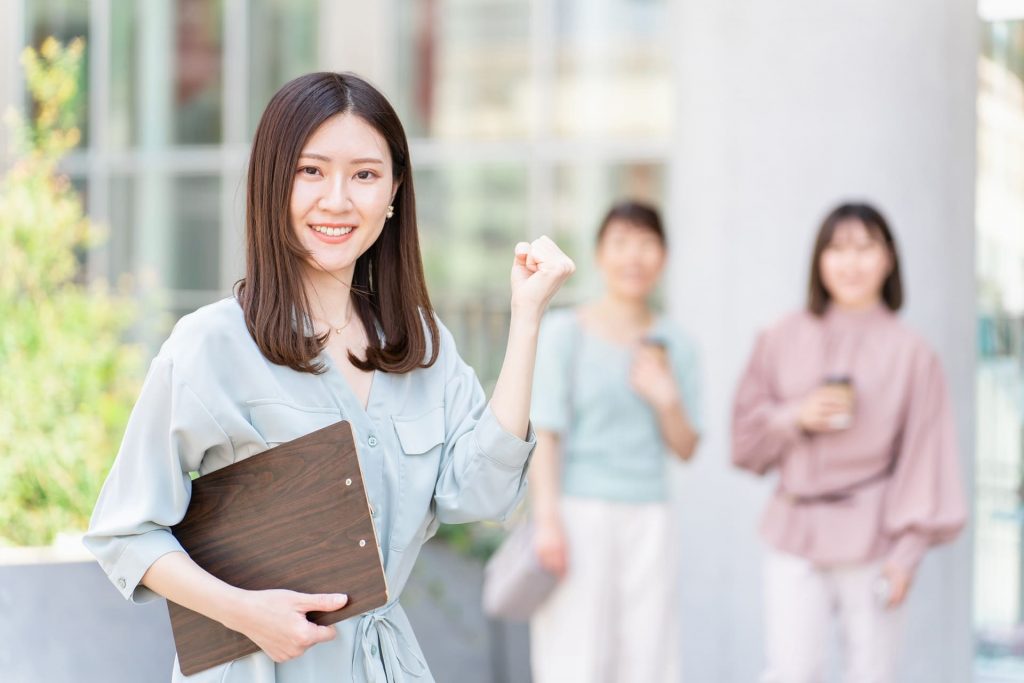 派遣社員でもWワークできる！働き方の注意点や確定申告について解説